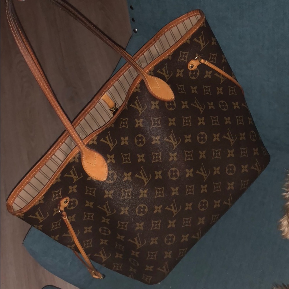 Louis Vuitton Neverfull MM